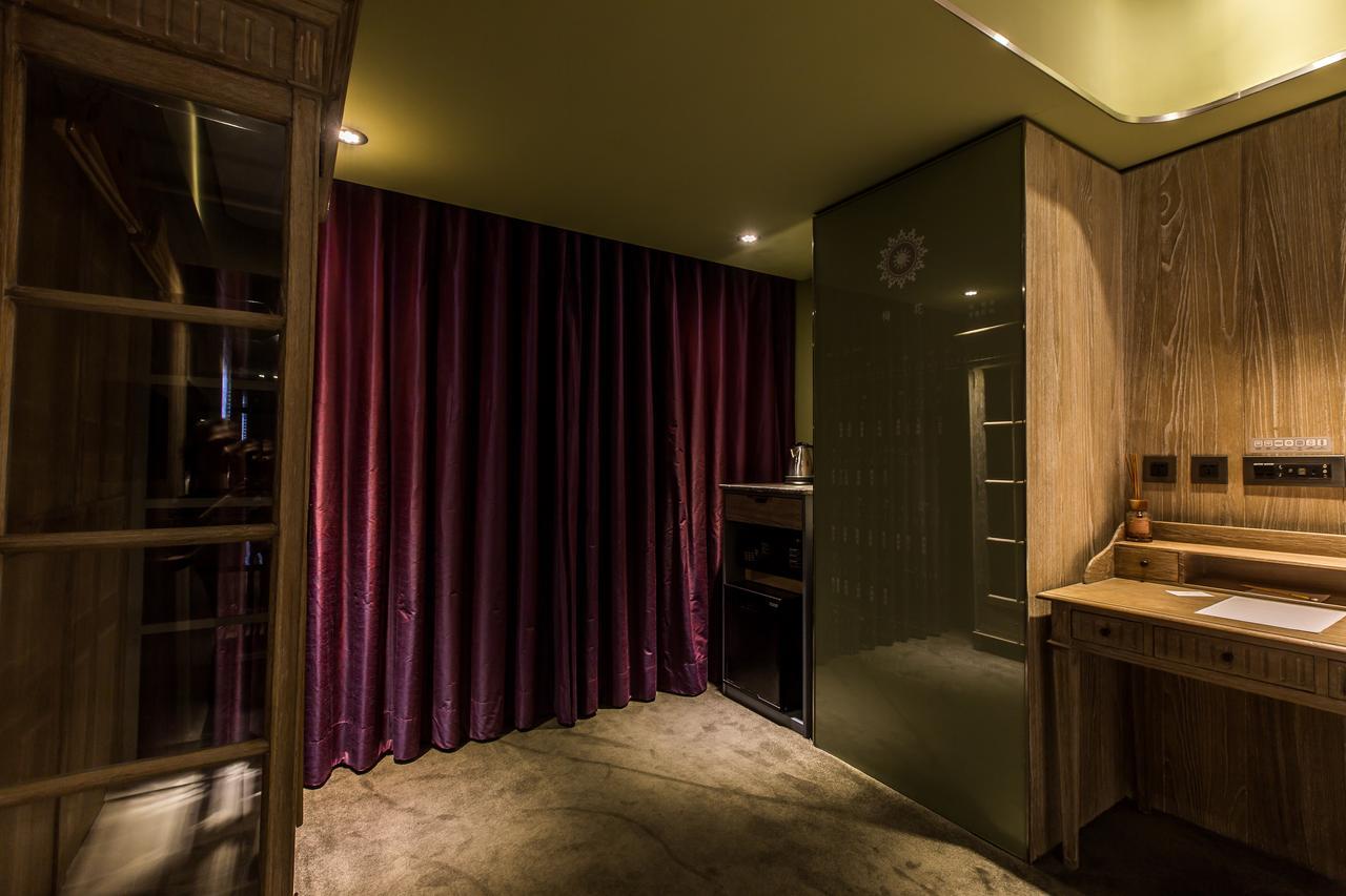 Khách sạn Inhouse