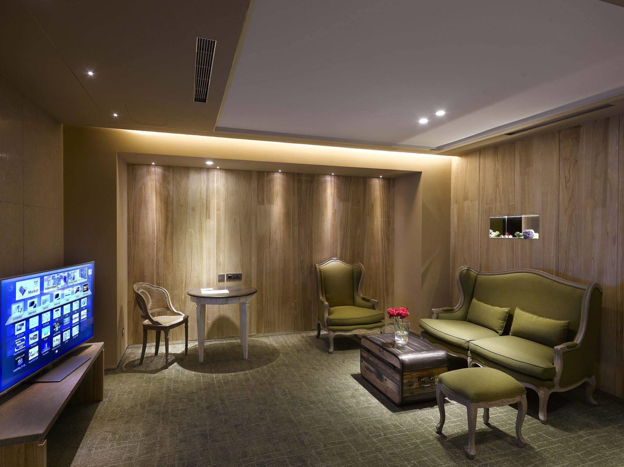Khách sạn Inhouse 4*